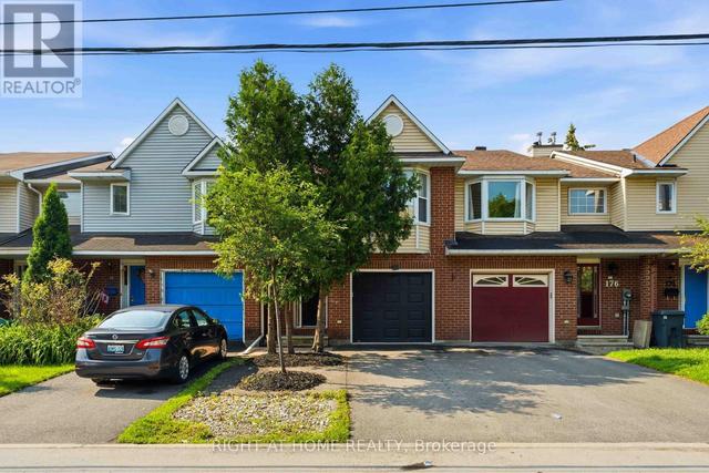 178 PRESLAND ROAD  Ottawa, ON K1K 4J7