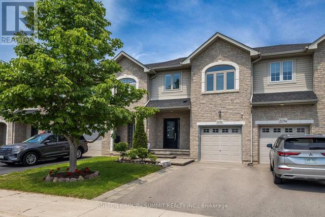 2092 ENGLISH CRESCENT  Burlington, ON L7L 7B3