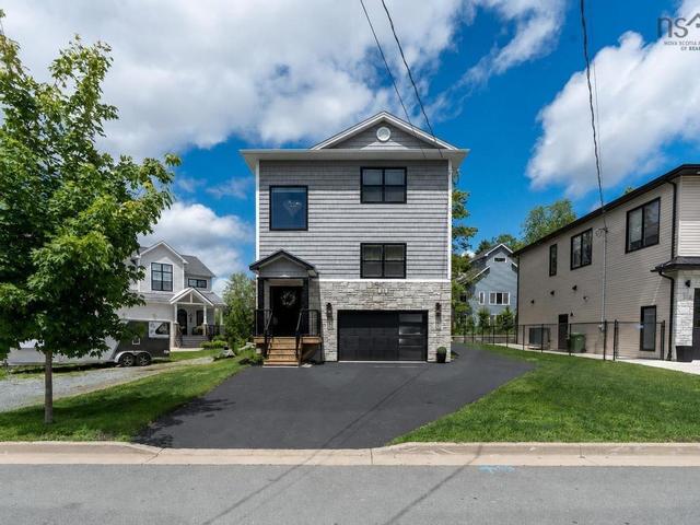 35 Angel Court  Dartmouth, NS B2X 0C1