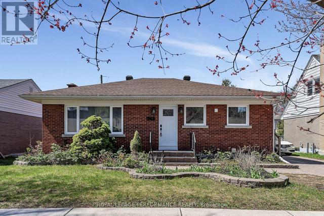 1960 OTHELLO AVENUE  Ottawa, ON K1G 2A4