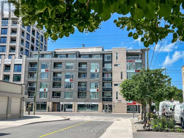 302 - 1433 WELLINGTON STREET W  Ottawa, ON K1Y 2X4
