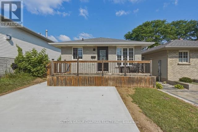 955 LAWSON ROAD  London North (North I), ON N6G 4X4