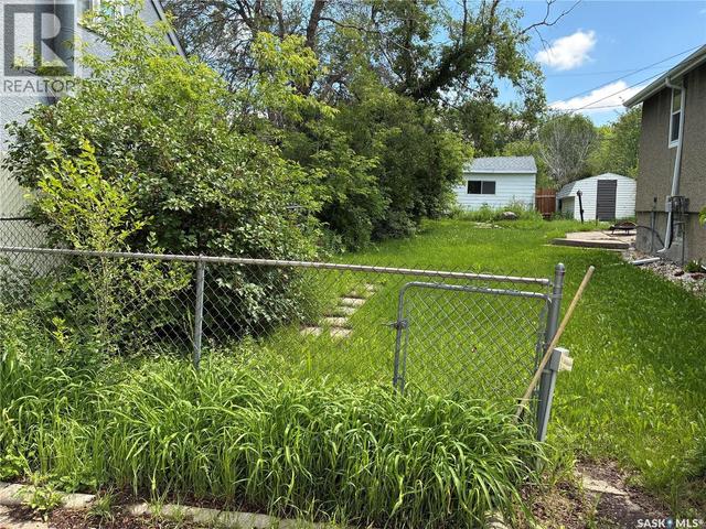 1447 MCINTOSH STREET  Regina, SK S4T 5C4
