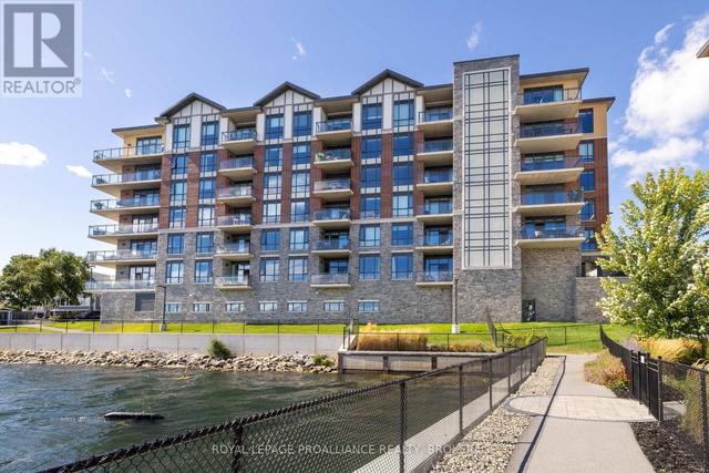 218 - 129B SOUTH STREET  Gananoque, ON K7G 0B1