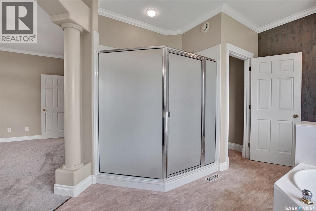 218 Horlick Crescent, Saskatoon, SK 