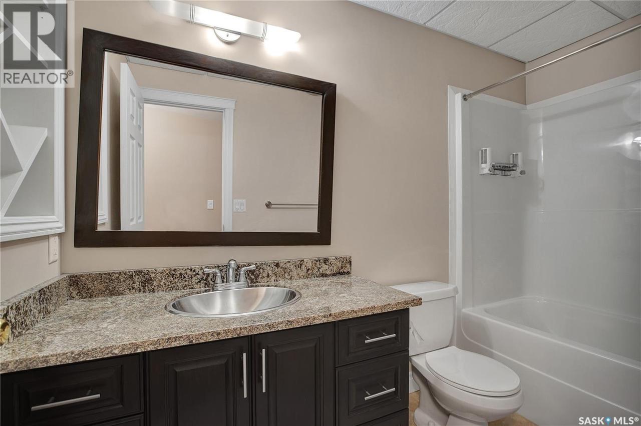 218 Horlick Crescent, Saskatoon, SK 