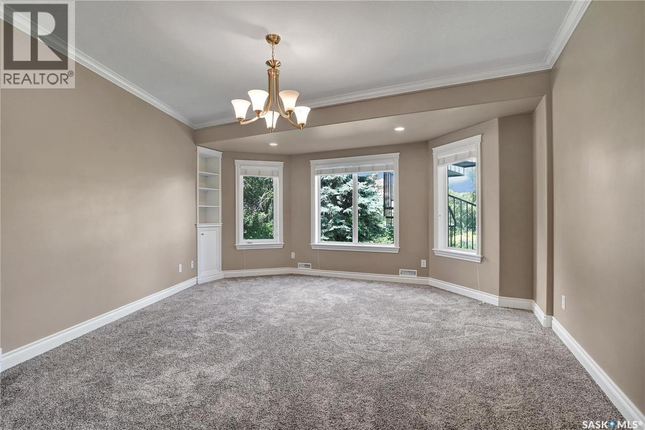 218 Horlick Crescent, Saskatoon, SK 