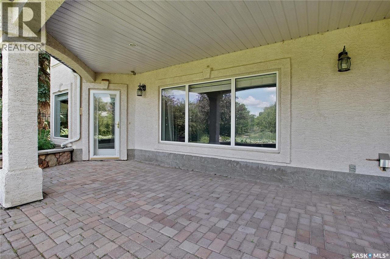 218 Horlick Crescent, Saskatoon, SK 