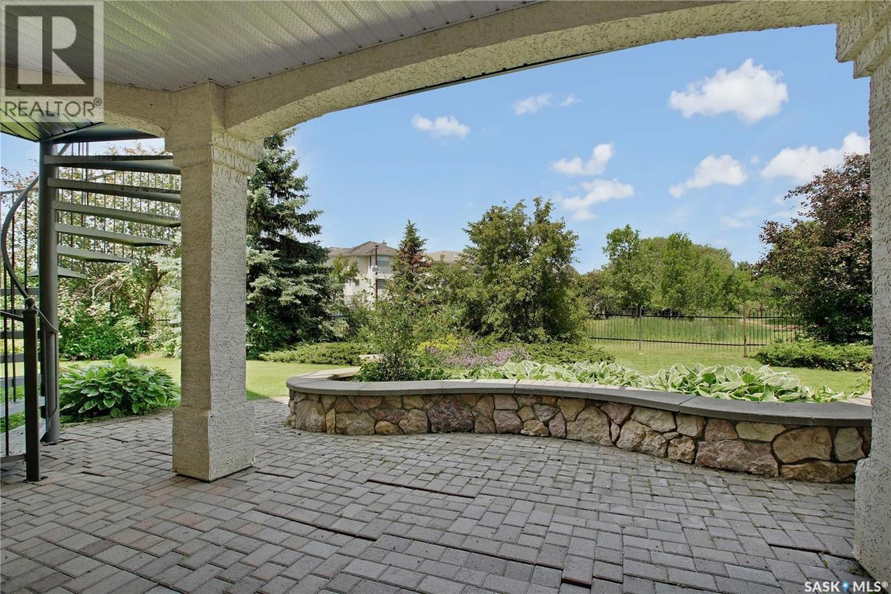 218 Horlick Crescent, Saskatoon, SK 