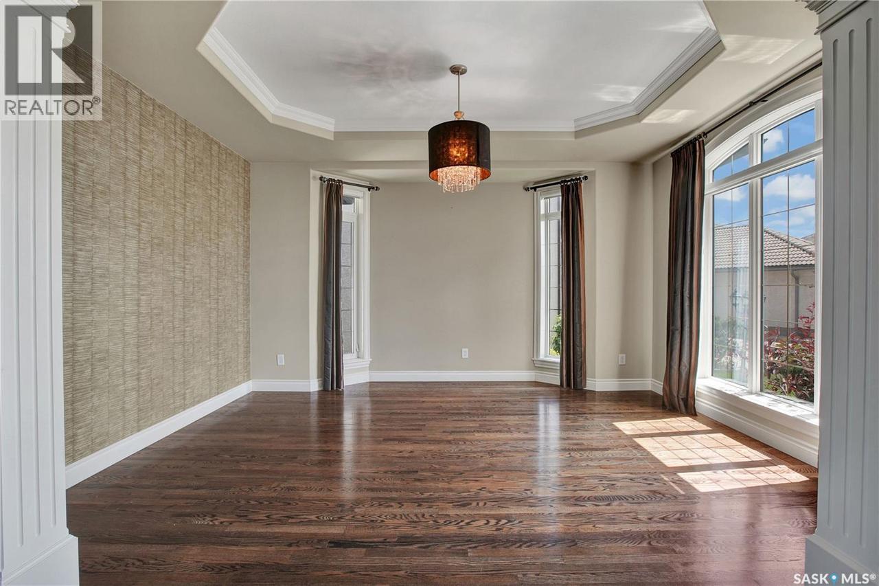 218 Horlick Crescent, Saskatoon, SK 