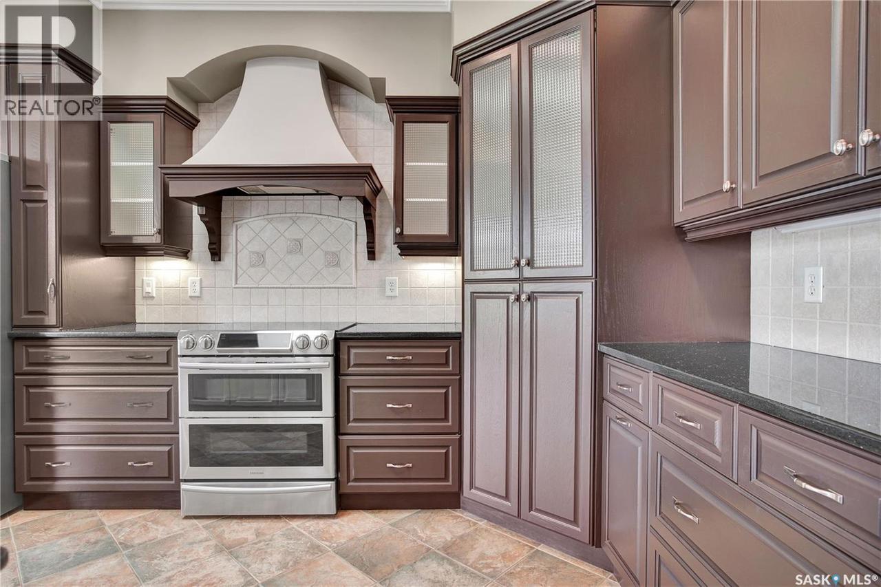 218 Horlick Crescent, Saskatoon, SK 