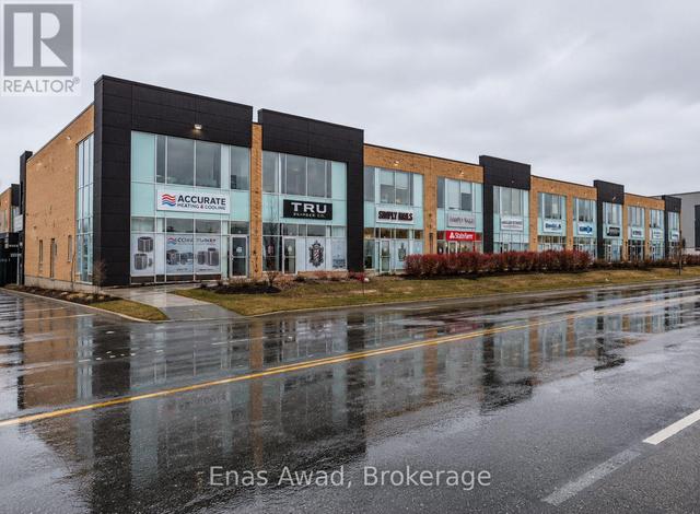 18 - 1235 QUEENSWAY AVENUE E  Mississauga (Dixie), ON L4Y 0G4