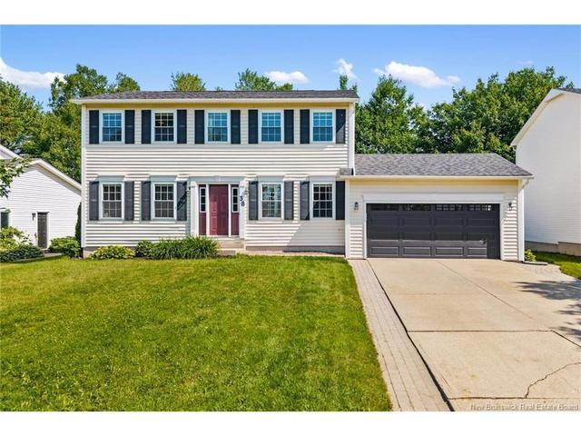 38 Carrington LANE  Fredericton, NB E3A 5R5