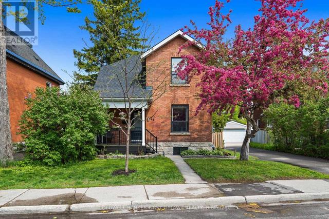25 CLEGG STREET  Ottawa, ON K1S 0H5