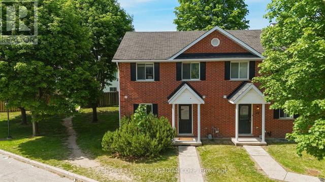 25 - 190 FLEMING DRIVE  London East (East D), ON N5V 5B8