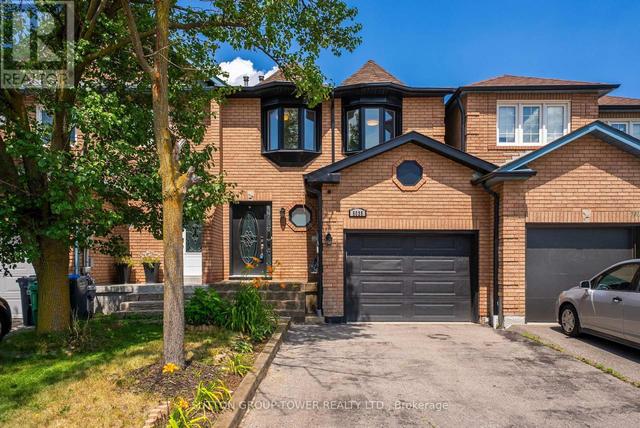 5035 MOULIN ROUGE CRESCENT  Mississauga, ON L5V 1R6