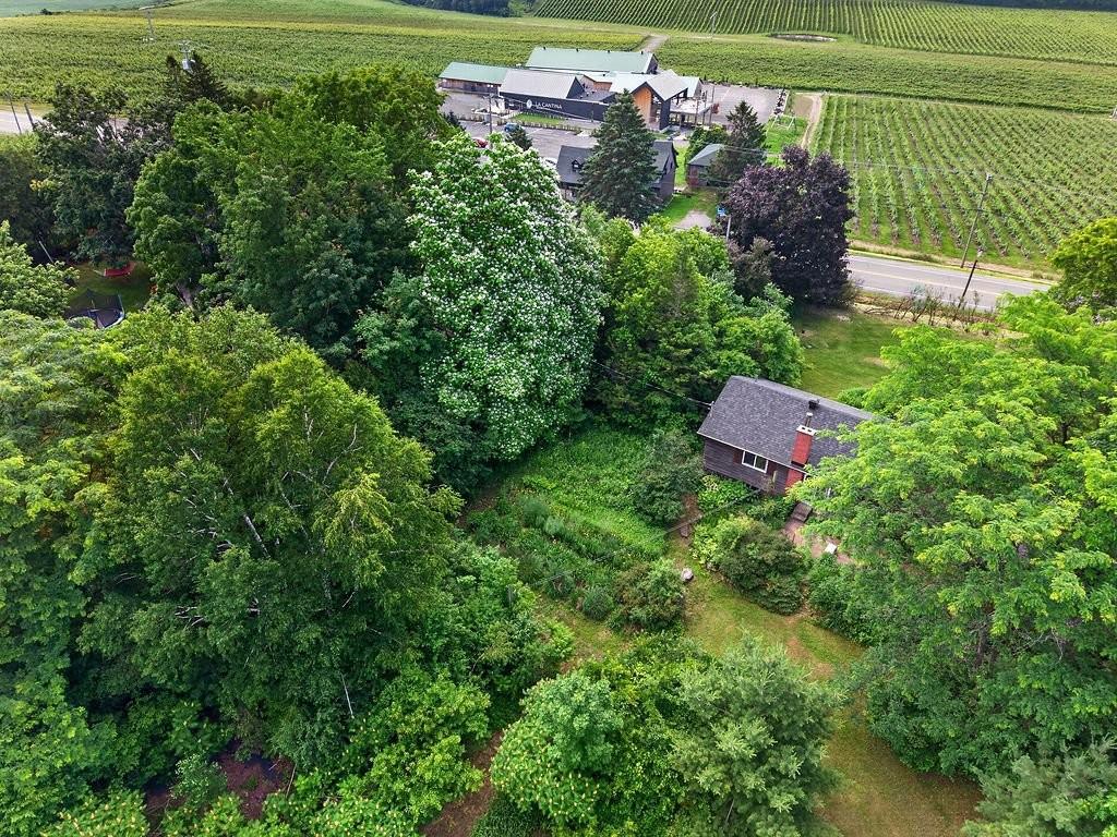 Photo aérienne - 1945 Ch. D'Oka, Oka, QC - Outdoor