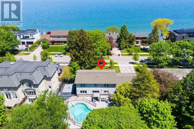 1421 WATERSEDGE ROAD  Mississauga, ON L5J 1A3