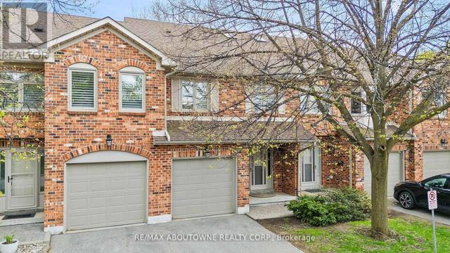 9 - 2230 WALKERS LINE  Burlington, ON L7M 3Y8