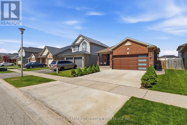 2334 MEADOWGATE BOULEVARD  London South (South U), ON N6M 1L6