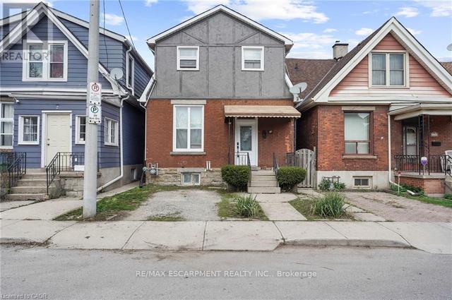 11 WRIGHT AVENUE  Hamilton, ON L8L 2T5