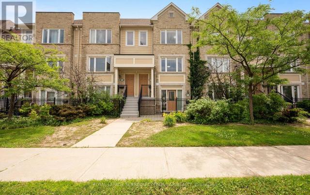 94 - 3098 EGLINTON AVENUE W  Mississauga, ON L5M 8C5