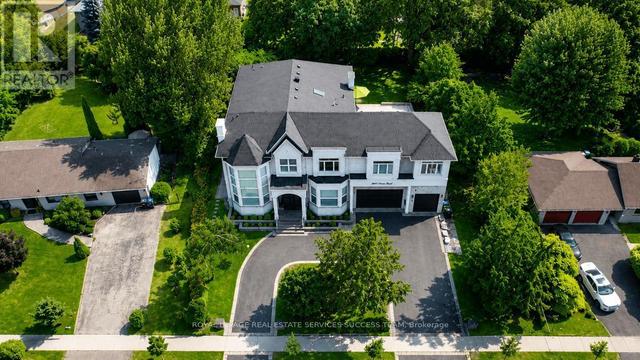 2603 LIRUMA ROAD  Mississauga, ON L5K 1Y8