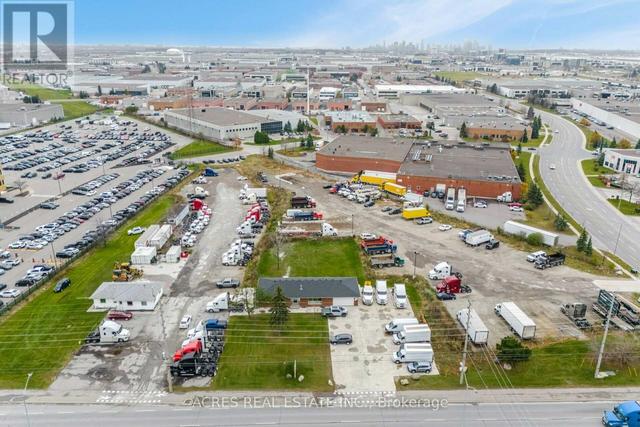 140-160 DERRY ROAD E  Mississauga, ON L5T 2Y5