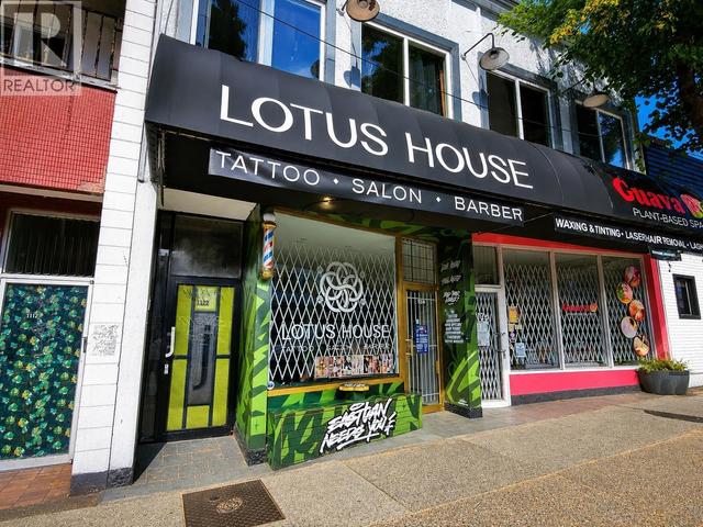 1124 COMMERCIAL DRIVE  Vancouver, BC V5L 3X2