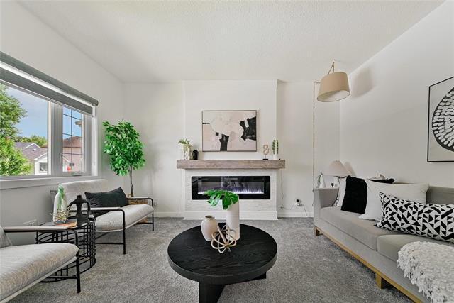 404 Beverley St, Winnipeg, MB 