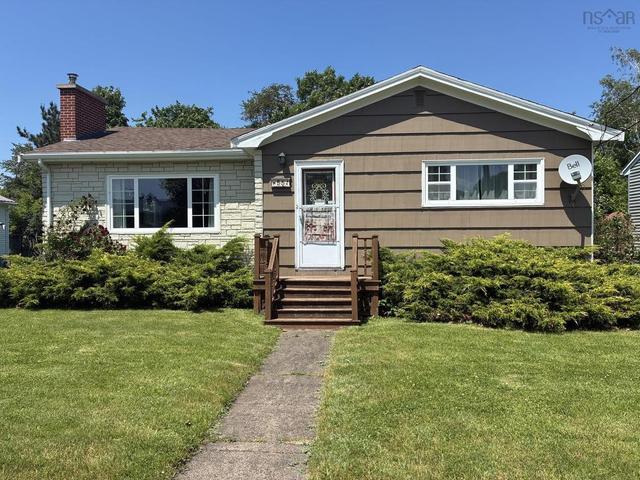 55 CHURCHILL Street  Truro, NS B2N 1M9