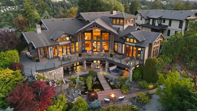 5025 Hinrich View Nanaimo, BC V9V 0A2