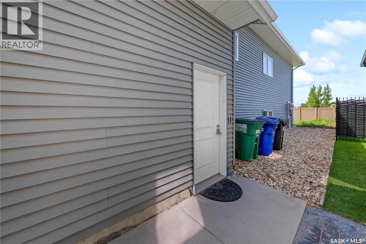 114 Pichler Crescent, Saskatoon, SK 