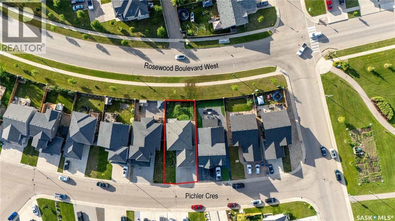 114 Pichler Crescent, Saskatoon, SK 