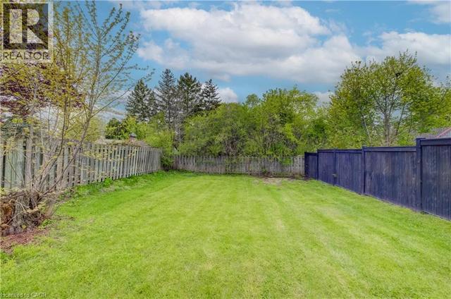 428 EAGLE Street S  Cambridge, ON N3H 1E7