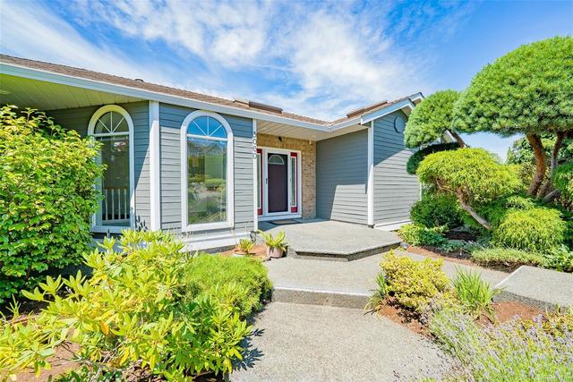 5060 Vista View Cres Nanaimo, BC V9V 1L6