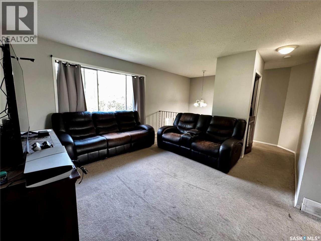 2 95 115Th Street E, Saskatoon, SK 