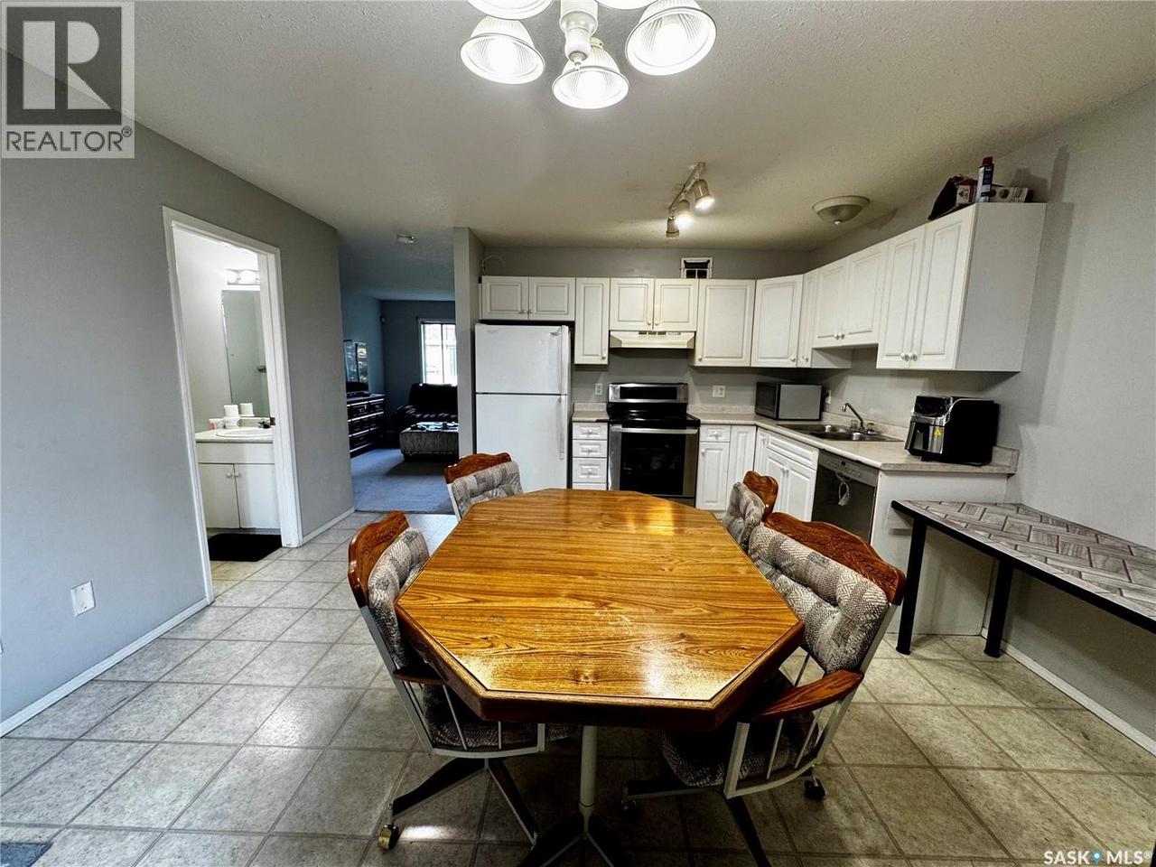 2 95 115Th Street E, Saskatoon, SK 