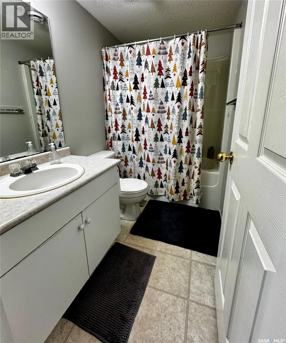 2 95 115Th Street E, Saskatoon, SK 