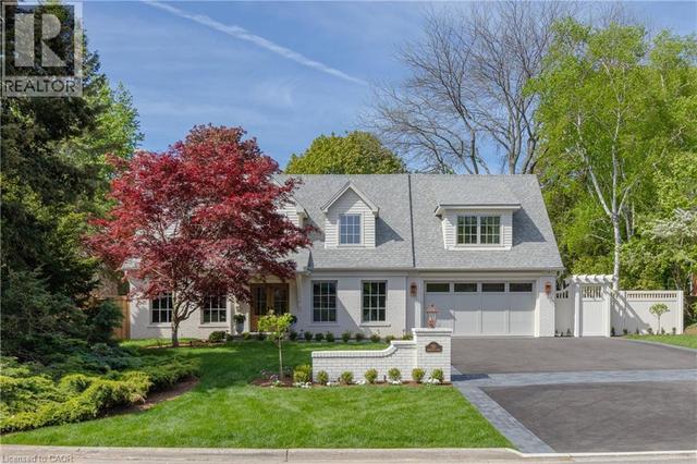 130 EDGECLIFFE Place  Halton, ON L7L 3Z3