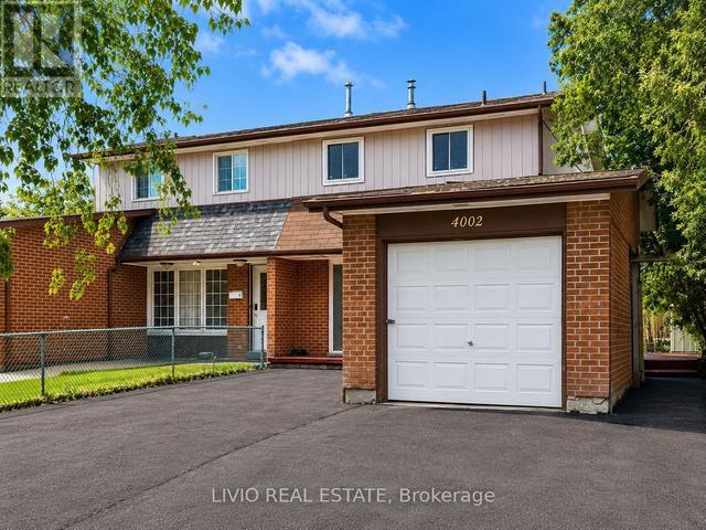 4002 BRANDON GATE DRIVE  Mississauga, ON L4T 3N4