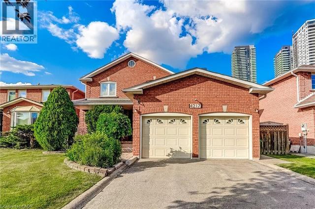 4217 SCHNEIDER Court  Mississauga, ON L5B 3N8