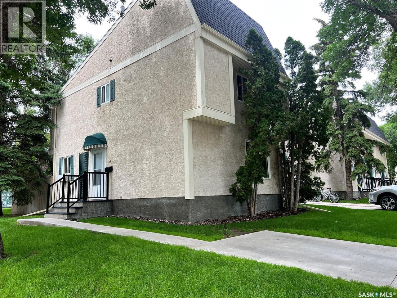 34 Killarney Way, Regina, SK 