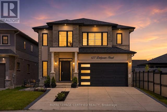 123 DULGAREN STREET  Hamilton, ON L8W 3J5