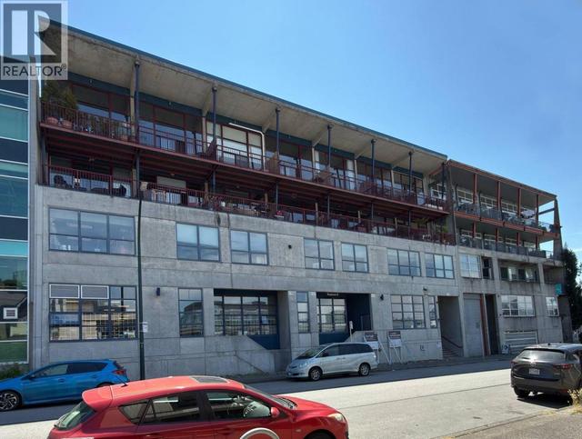 208 128 W 6TH AVENUE  Vancouver, BC V5Y 1K6