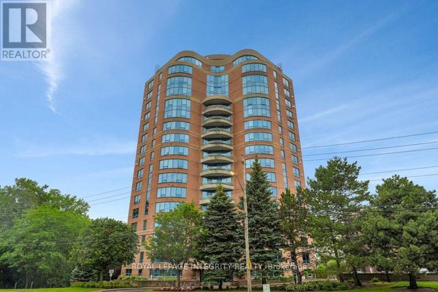 1403 - 3105 CARLING AVENUE  Ottawa, ON K2H 5A6