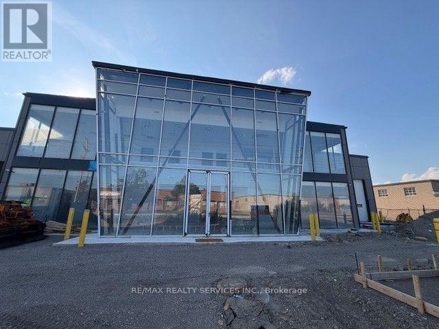 2611 DREW ROAD  Mississauga, ON L4T 1G1