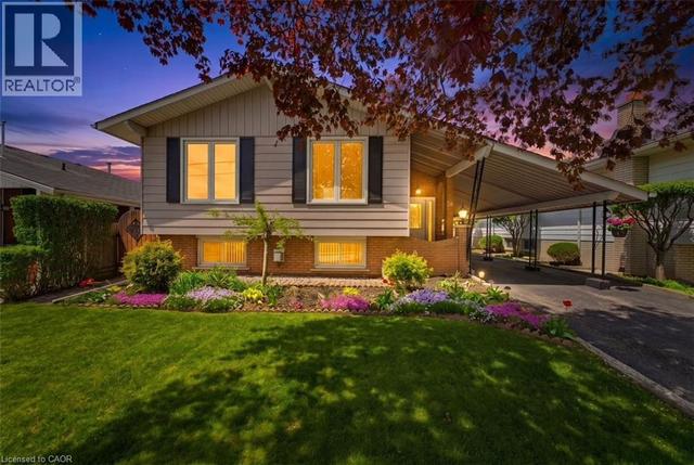 26 RIVERCREST Road  Hamilton, ON L8E 1M9