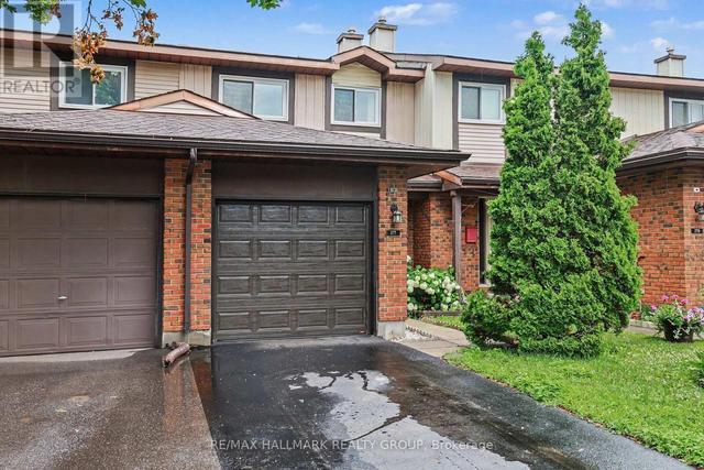 277 PICKFORD DRIVE  Ottawa, ON K2L 3E3