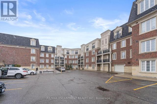 116 - 3351 CAWTHRA ROAD  Mississauga, ON L5A 4N5